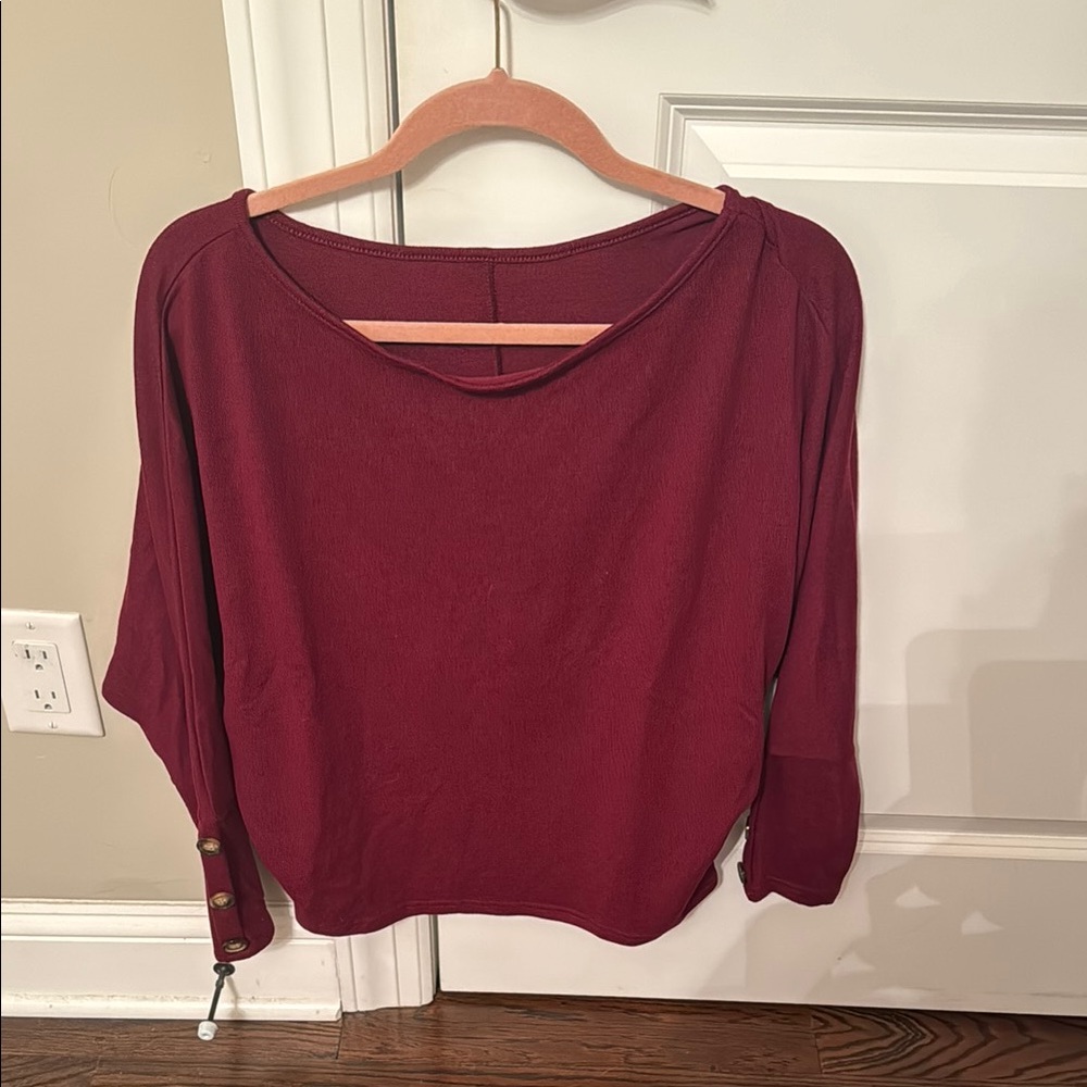 SHEIN Red 3/4 Sleeve Crop Blouse